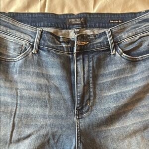 Judy Blue Straight Leg Blue Jeans